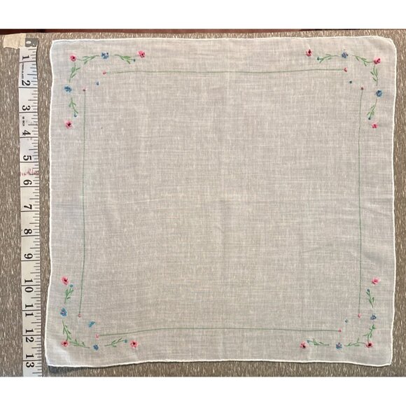 Vintage Handkerchiefs Embroidered Floral & Butterfly Designs 10" Square Cotton F - Picture 2 of 6